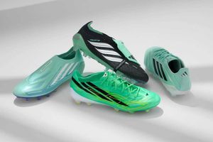 Набор Adidas Final Rush Pack выйдет в 2026 году фото