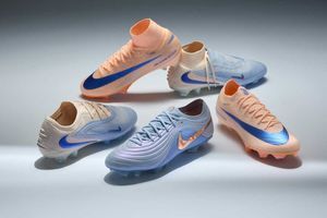 Набір Nike Showtime Pack готовий до кульмінації сезону 25/26 фото