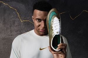 Nike вшановує спадщину Мбаппе на чемпіонатах світу новими фірмовими бутсами Mercurial Superfly 11 фото